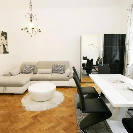 Ferienwohnung Urban-Loritz Vienna Exterior photo