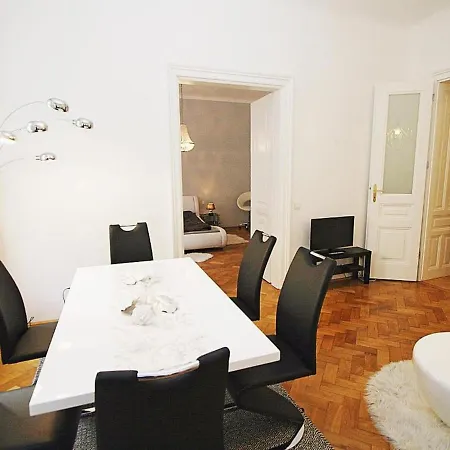 Ferienwohnung Urban-Loritz Vienna Exterior photo