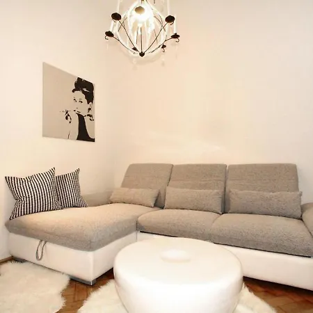 Ferienwohnung Urban-Loritz Vienna Exterior photo
