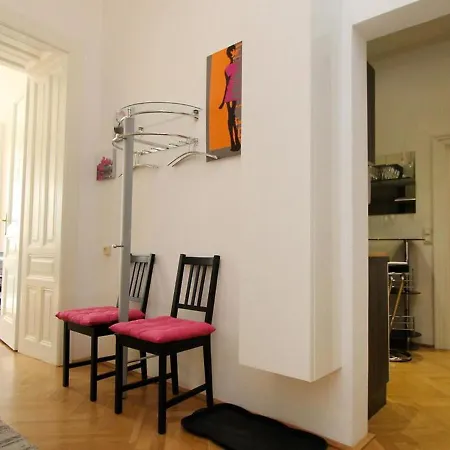 Ferienwohnung Urban-Loritz Vienna Exterior photo